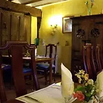 Rural Papasol מלון אטאפוארקה